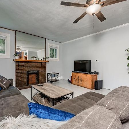 Awesome House, 5 Minutes To Dt, 2 Miles To Stadium And Ruby Memorial! Morgantown Dış mekan fotoğraf