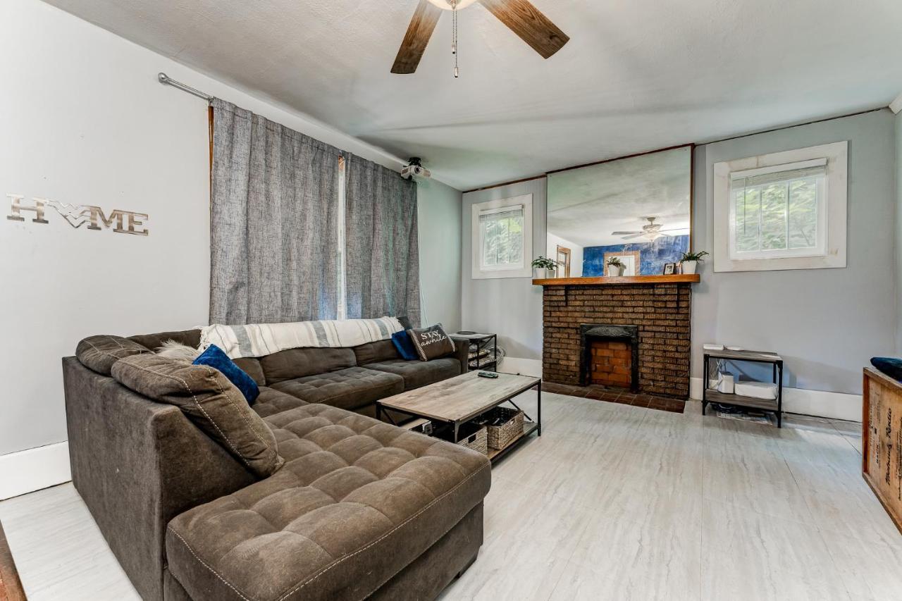 Awesome House, 5 Minutes To Dt, 2 Miles To Stadium And Ruby Memorial! Morgantown Dış mekan fotoğraf